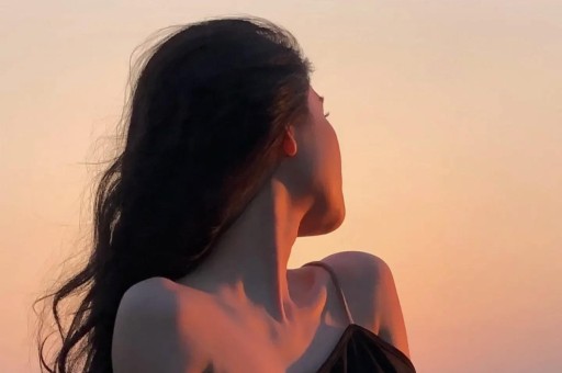 陪睡陪玩算什么?关晓彤“遭殃”后千万网红曝猛料秦岚被牵连 陪睡陪玩算什么?关晓彤“遭殃”后千万网红曝猛料秦岚被牵连